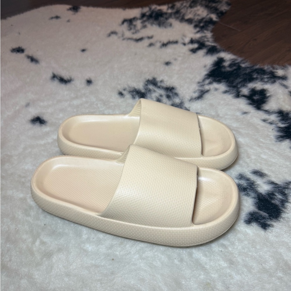 Barely worn, cloud/like slides